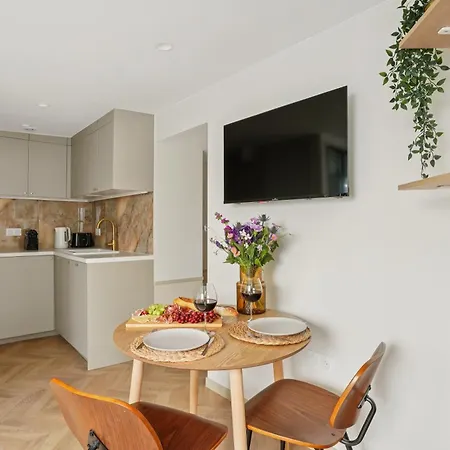 Lavie Maison Ac And Terrace شقة *